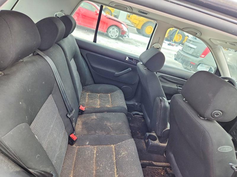 Photo 10 from auction – 2004 VOLKSWAGEN GOLF with VIN 9BWGL21J044039362