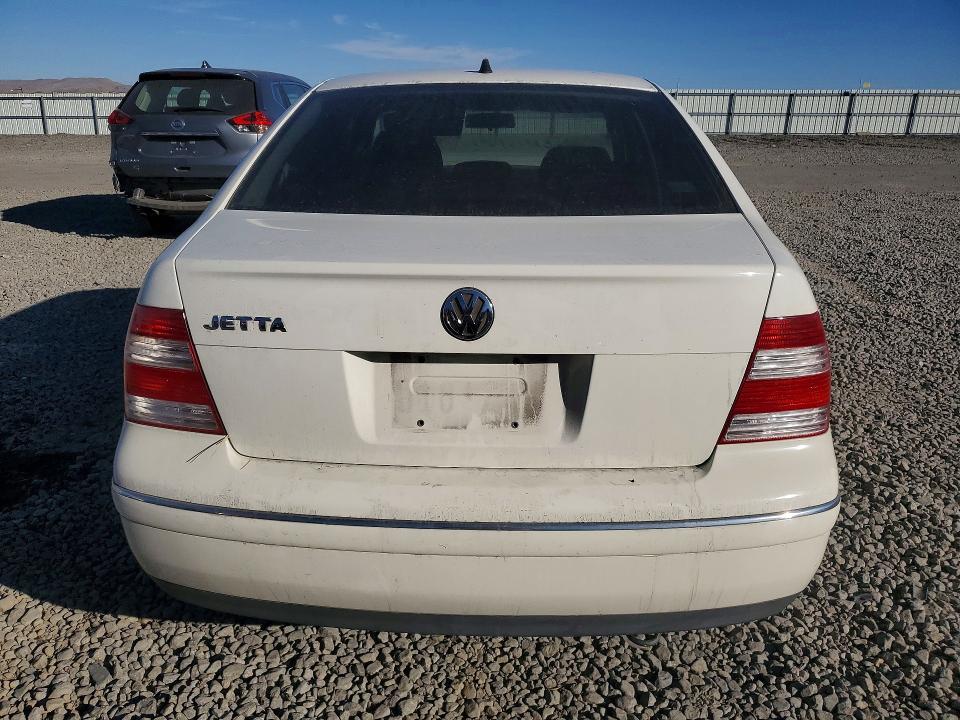 Photo 6 from auction – 2004 VOLKSWAGEN JETTA GL with VIN 3VWRA69M24M074694