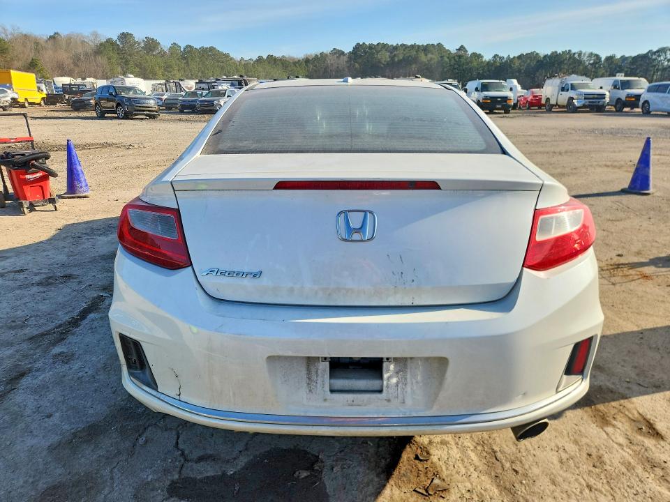 Photo 6 from auction – 2014 HONDA ACCORD with VIN 1HGCT1B87EA005809