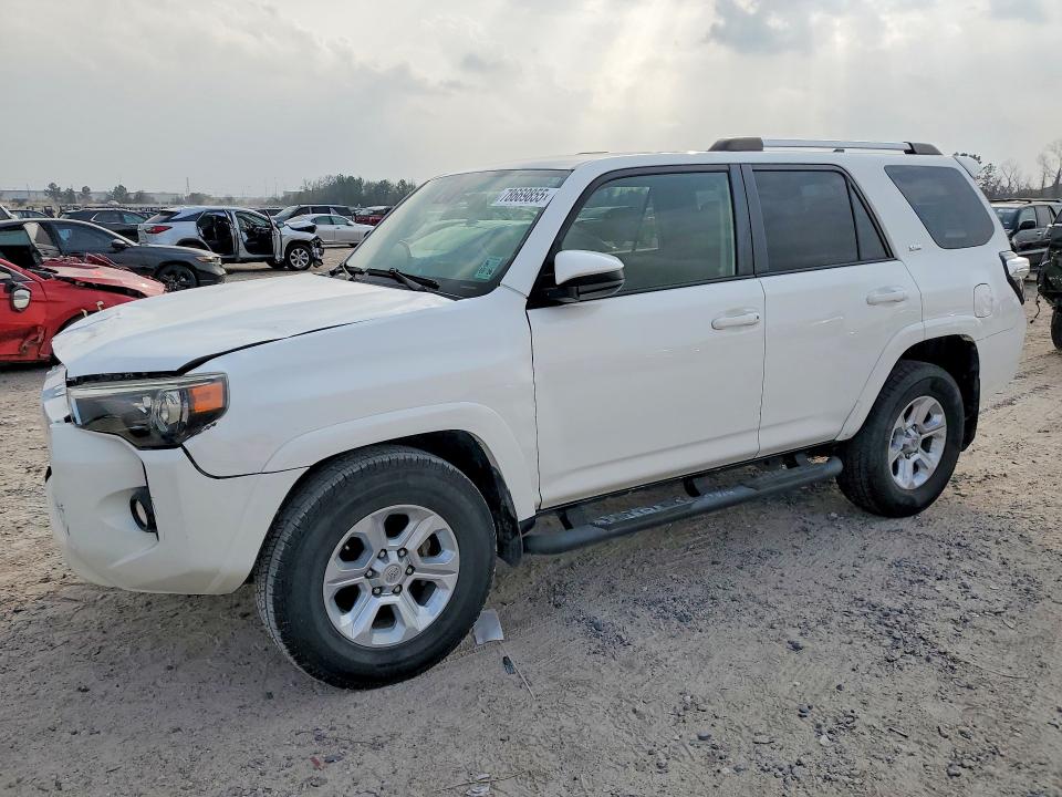 Photo 1 from auction – 2020 TOYOTA 4RUNNER with VIN JTEZU5JR4L5218595