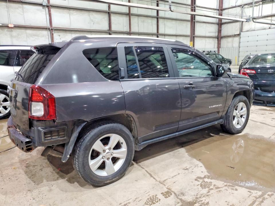 Photo 3 from auction – 2017 JEEP COMPASS SP with VIN 1C4NJDBB4HD144566