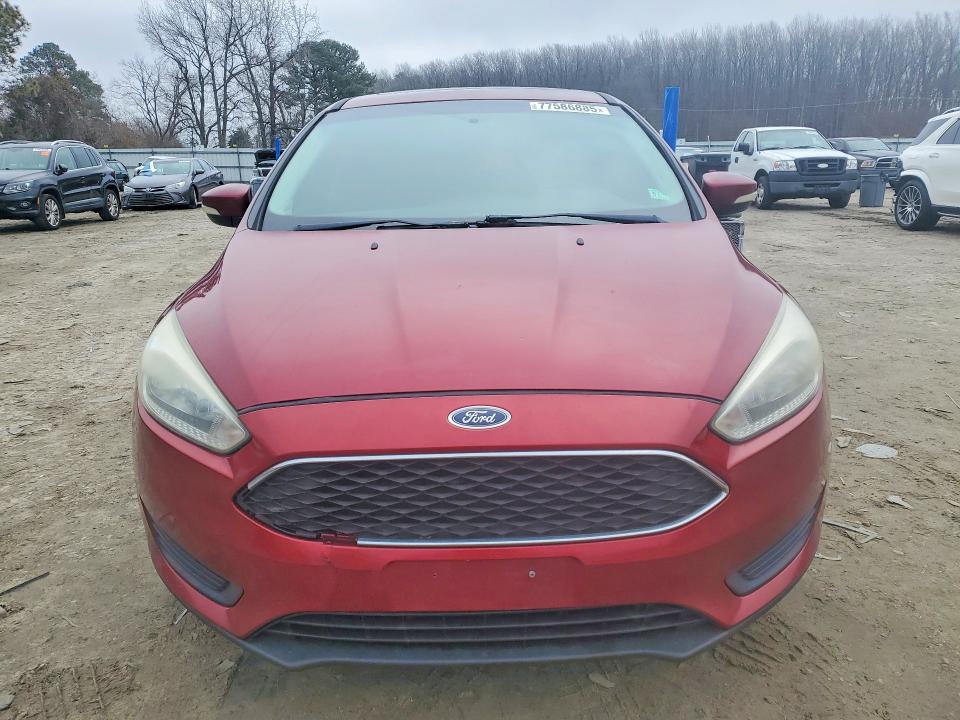 Photo 5 from auction – 2016 FORD FOCUS with VIN 1FADP3K26GL284438