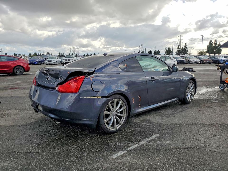Photo 3 from auction – 2008 INFINITI G37 with VIN JNKCV64E88M108800