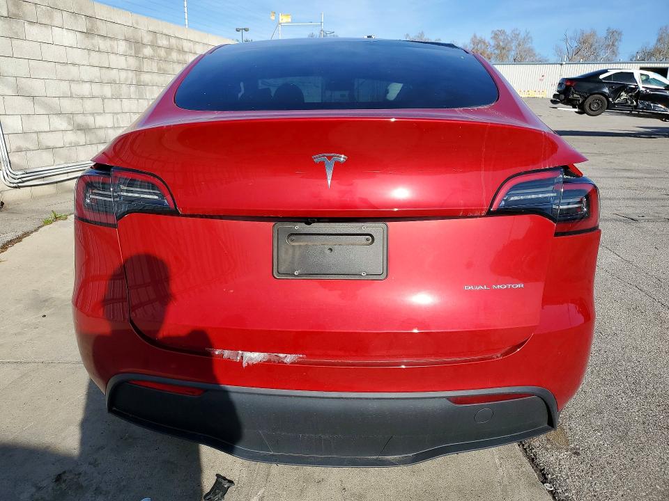 Photo 6 from auction – 2023 TESLA MODEL Y with VIN 7SAYGDEE1PA192163