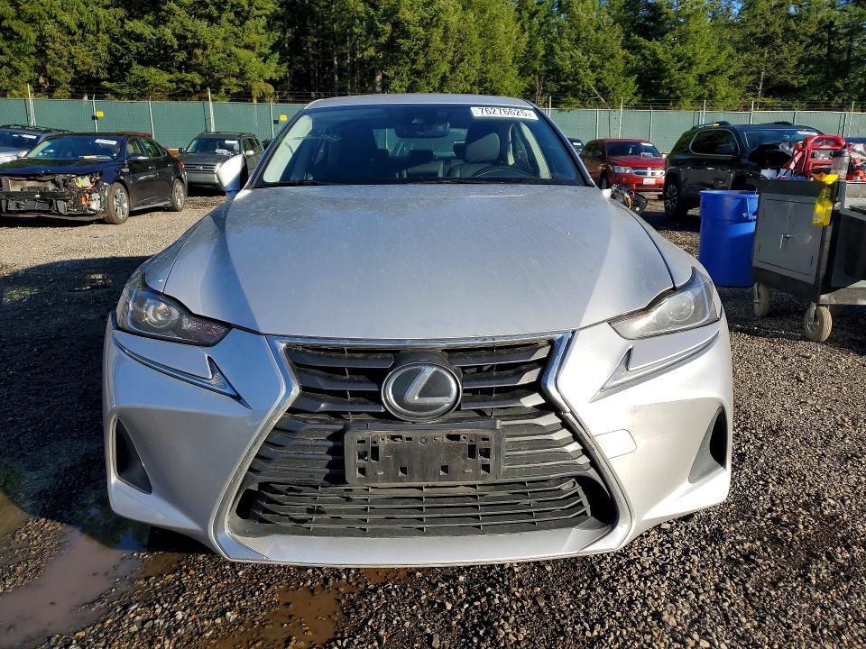 Photo 5 from auction – 2017 LEXUS IS 300 with VIN JTHCM1D23H5023806