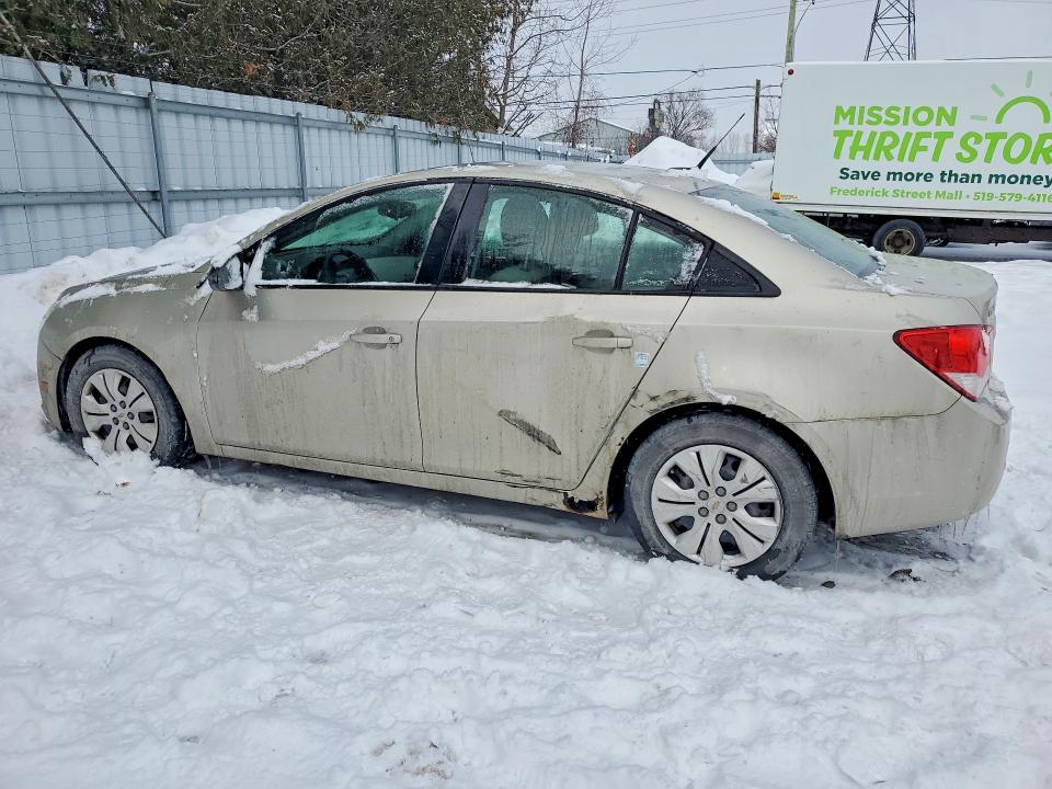Photo 2 from auction – 2013 CHEVROLET CRUZE with VIN 1G1PL5SH4D7250028