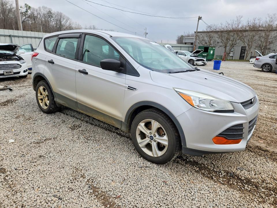 Photo 4 from auction – 2016 FORD ESCAPE with VIN 1FMCU0F77GUC73571