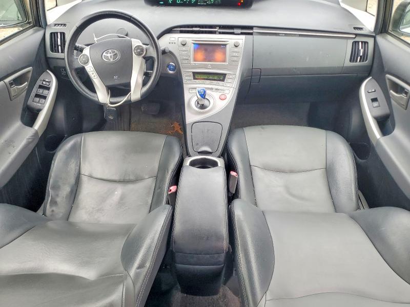 Photo 8 from auction – 2013 TOYOTA PRIUS with VIN JTDKN3DU9D5664413