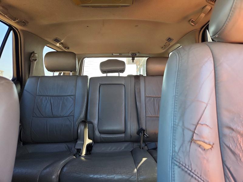 Photo 10 from auction – 2003 TOYOTA SEQUOIA with VIN 5TDZT38A53S193485