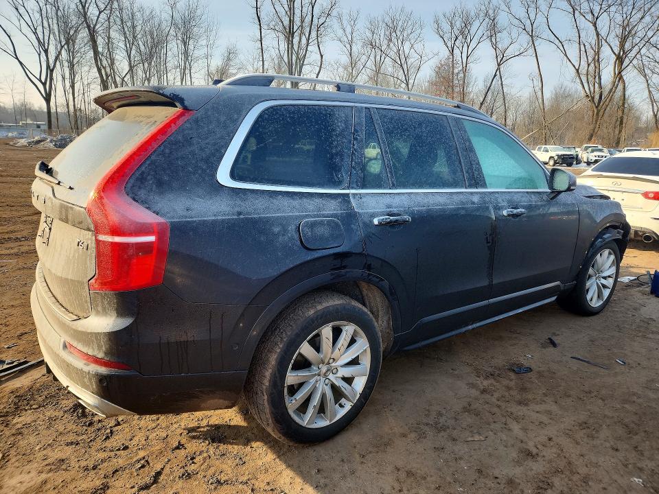 Photo 3 from auction – 2016 VOLVO XC90 with VIN YV4A22PK7G1031152