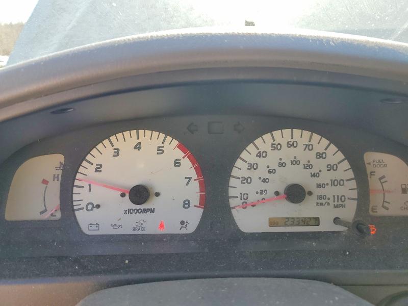 Photo 9 from auction – 2004 TOYOTA TACOMA with VIN 5TEGN92N84Z402822