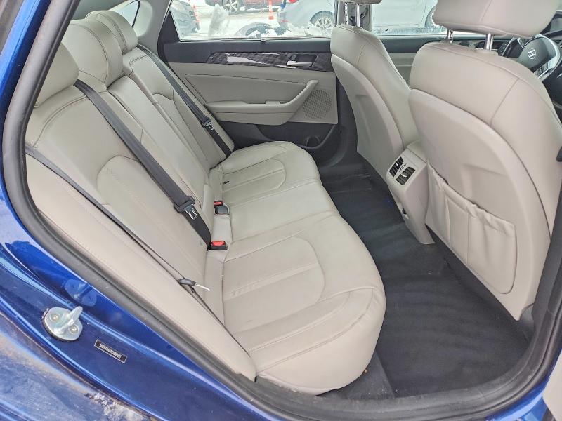 Photo 10 from auction – 2019 HYUNDAI SONATA with VIN 5NPE34AF9KH820221