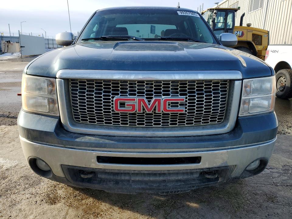 Photo 5 from auction – 2011 GMC SIERRA K15 with VIN 3GTP2VEA3BG381817