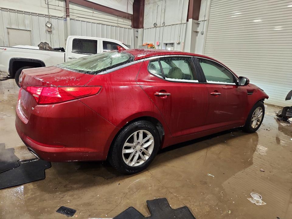 Photo 3 from auction – 2013 KIA OPTIMA with VIN 5XXGM4A70DG157022
