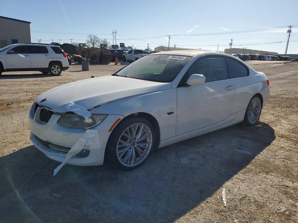 BMW 335 2011 with VIN WBAKG7C50BE598582 - Photo from auction