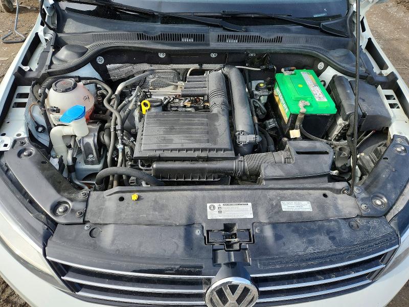 Photo 11 from auction – 2018 VOLKSWAGEN JETTA with VIN 3VWDB7AJ7JM252335