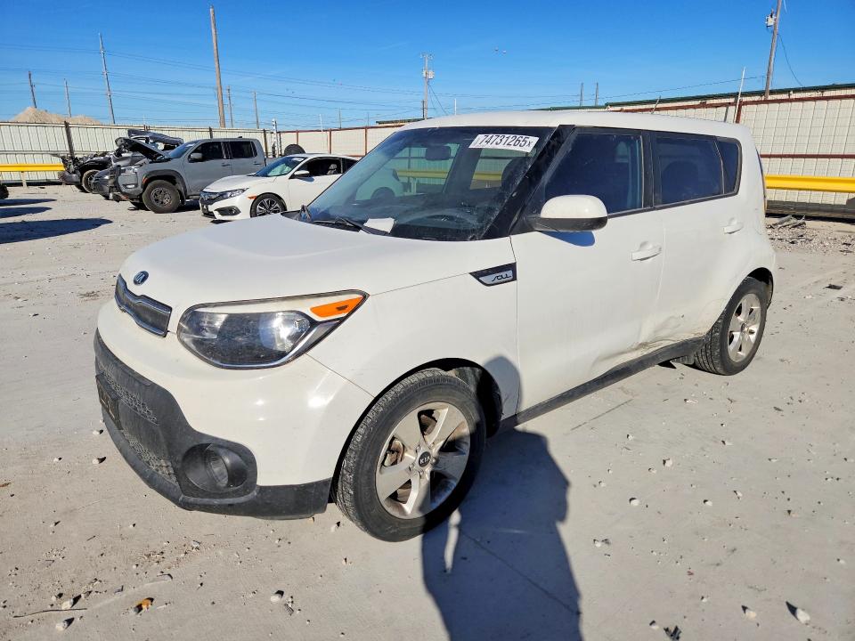 KIA SOUL 2017 with VIN KNDJN2A2XH7494761 - Photo from auction