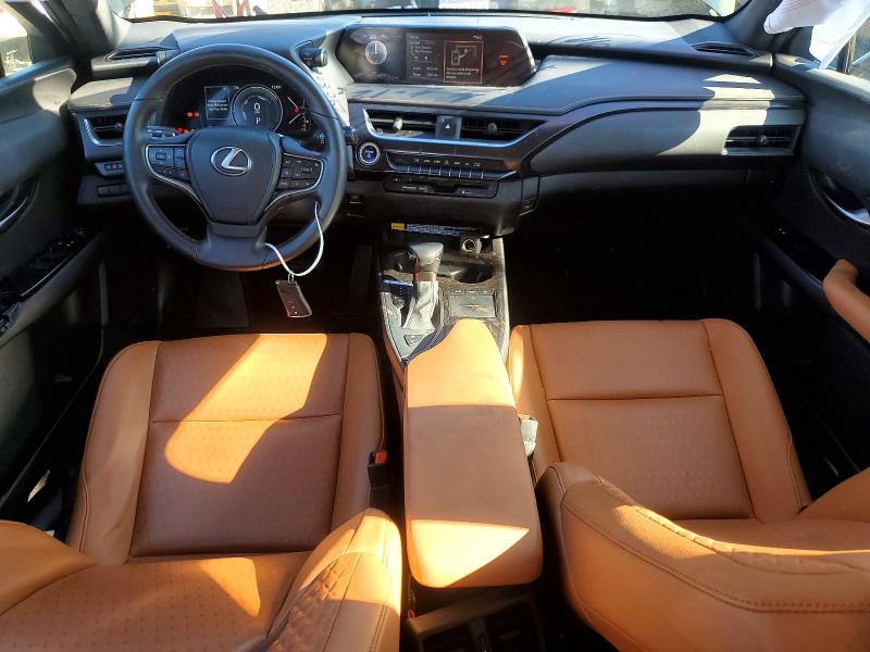 Photo 8 from auction – 2022 LEXUS UX with VIN JTHX9JBH9N2060852