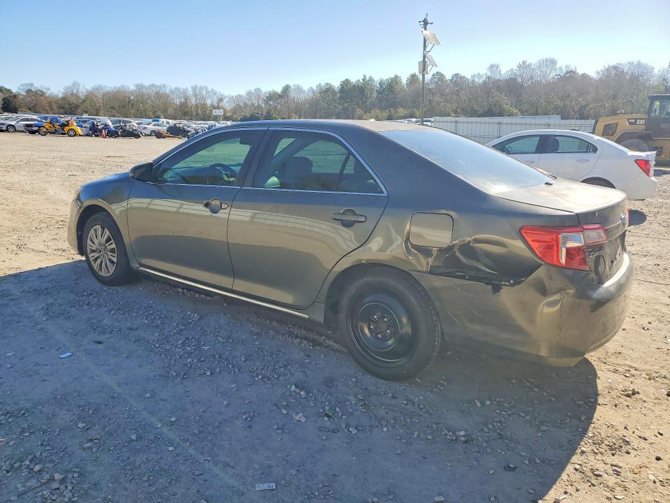 صورة رقم 2 من المزاد - 2014 TOYOTA CAMRY L مع VIN 4T1BF1FK9EU732872