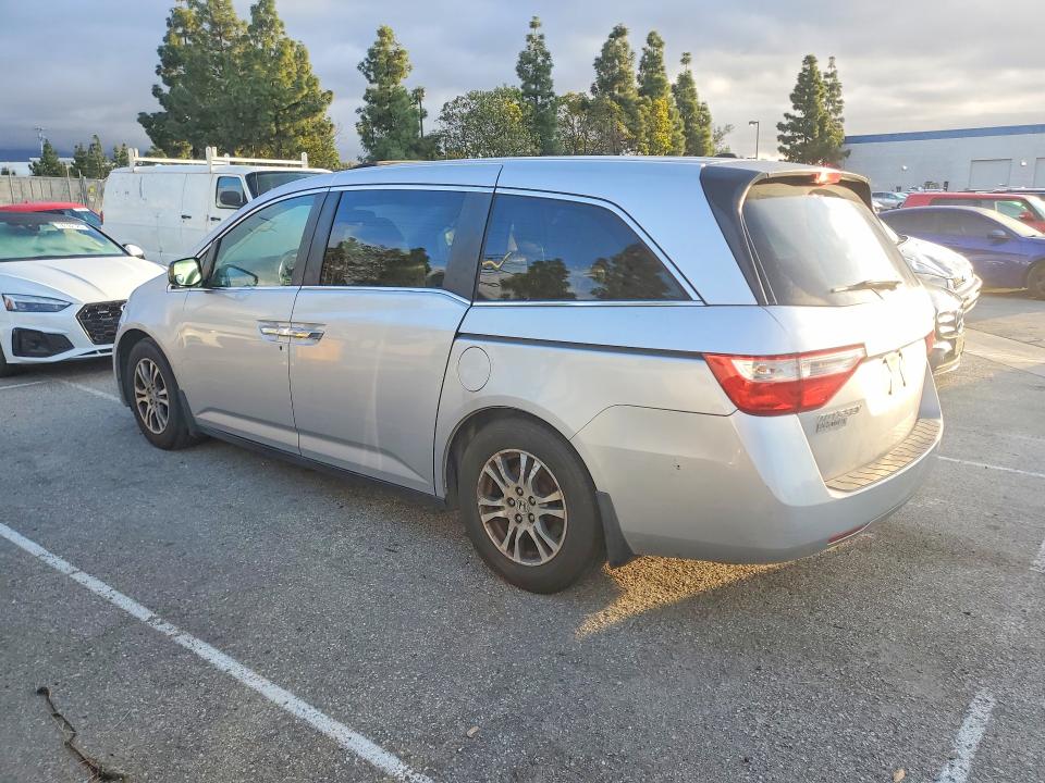 Foto 2 de la subasta – 2013 HONDA ODYSSEY con VIN 5FNRL5H67DB074186