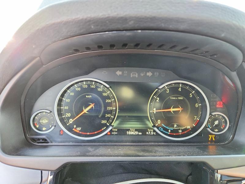 Photo 9 from auction – 2015 BMW X5 with VIN 5UXKR0C52F0P17660