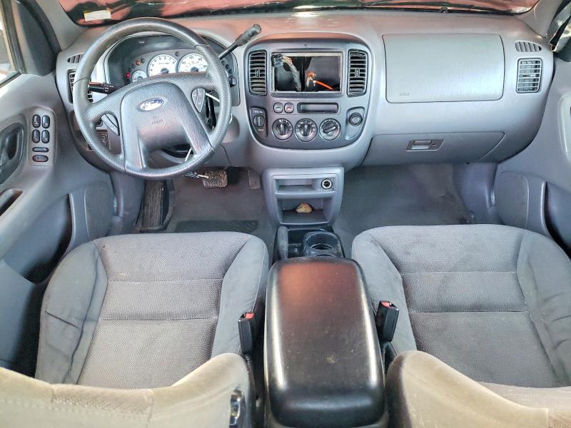 Zdjęcie 8 z aukcji – 2001 FORD ESCAPE XLT z VIN 1FMYU04121KA35103