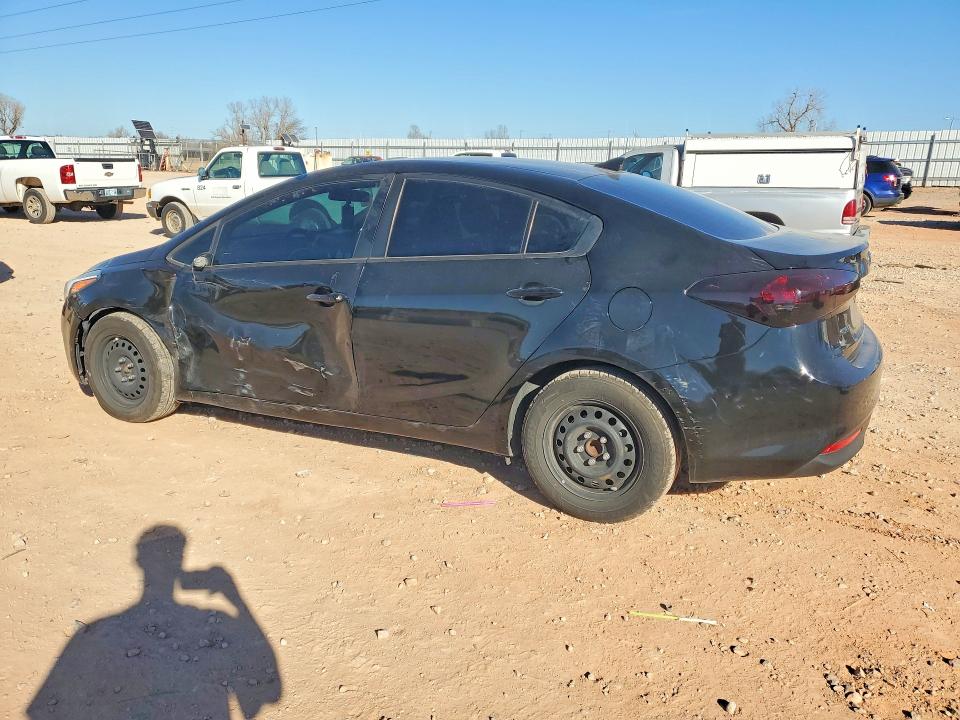 Photo 2 from auction – 2017 KIA FORTE with VIN 3KPFK4A79HE129266