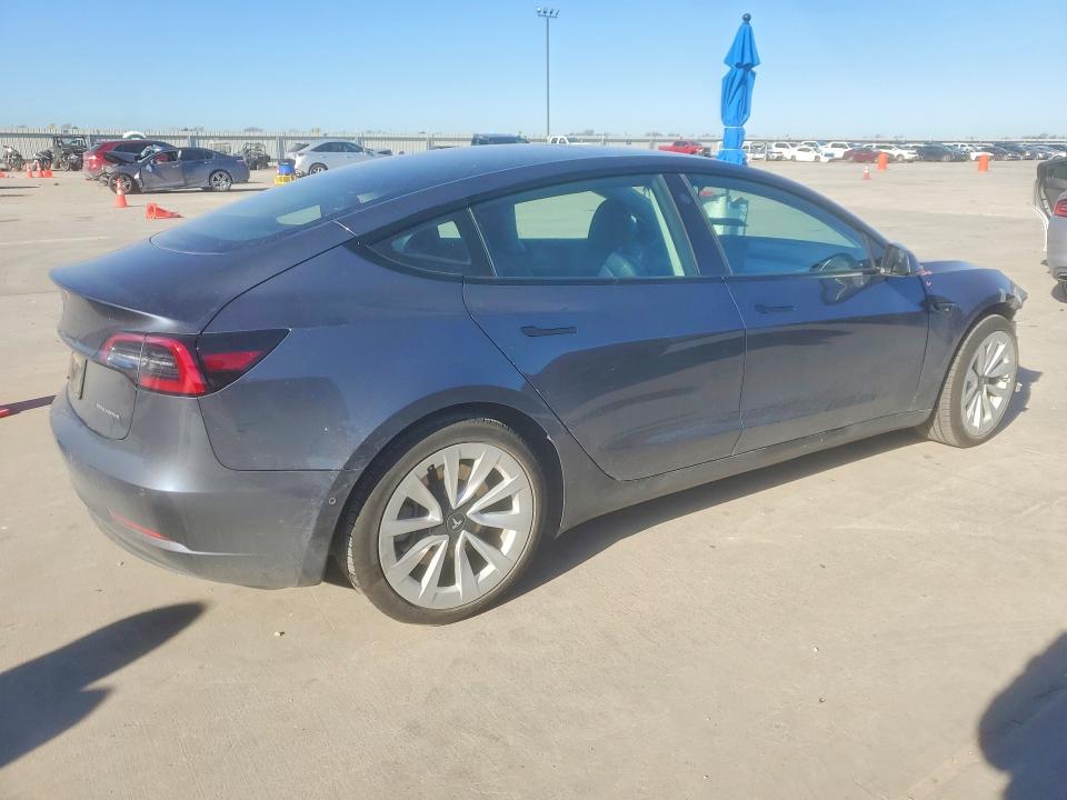 Photo 3 from auction – 2022 TESLA MODEL 3 with VIN 5YJ3E1EB7NF275775