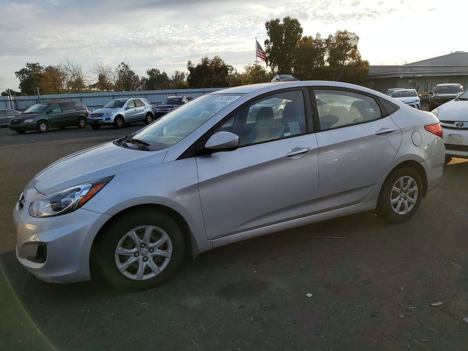 HYUNDAI ACCENT 2012 with VIN KMHCT4AE5CU217722 - Photo from auction