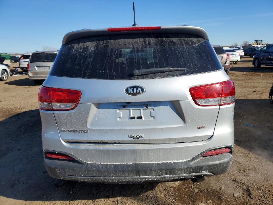 Photo 6 from auction – 2016 KIA SORENTO with VIN 5XYPGDA38GG113399