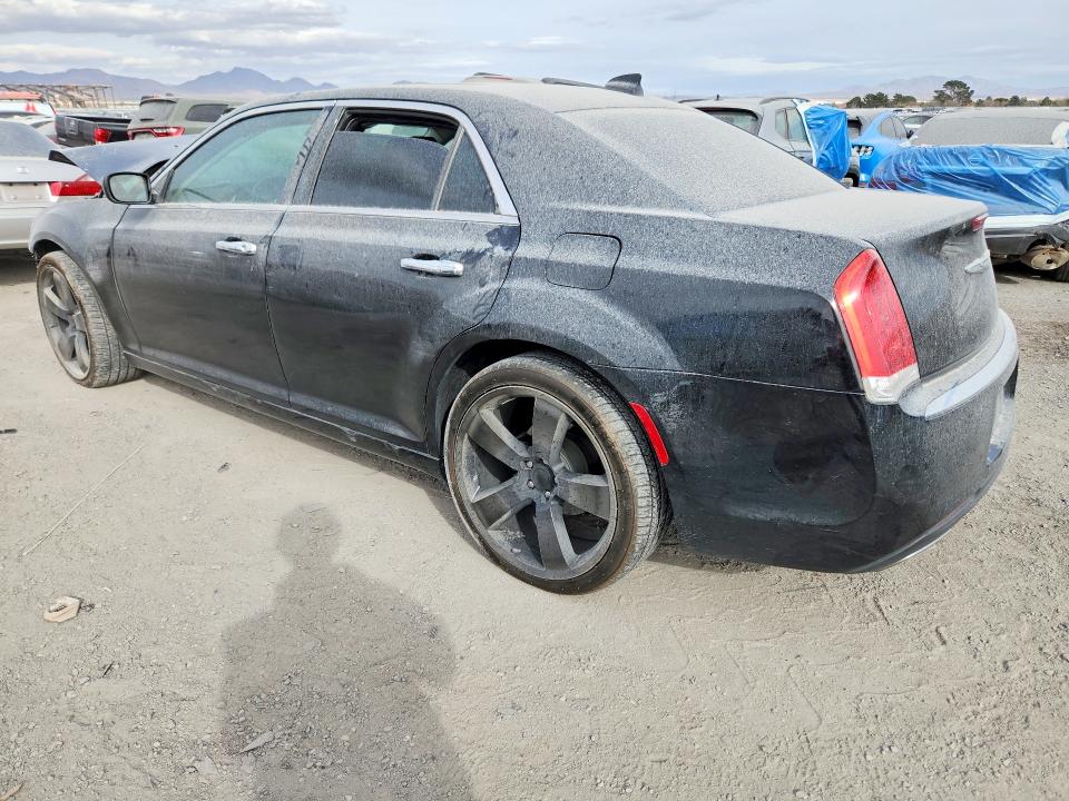 Photo 2 from auction – 2016 CHRYSLER 300C with VIN 2C3CCAEG6GH351120