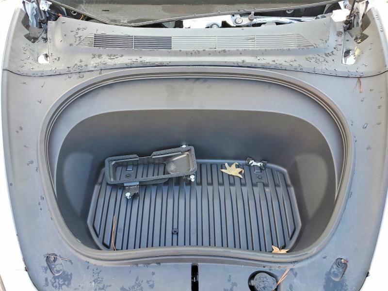 Photo 11 from auction – 2025 TESLA MODEL 3 with VIN 5YJ3E1EAXSF018872