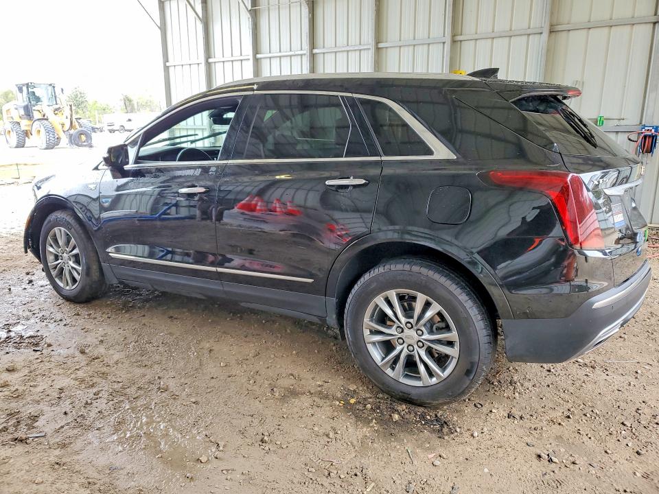 Photo 2 from auction – 2023 CADILLAC XT5 PREMIU with VIN 1GYKNCRS8PZ107586