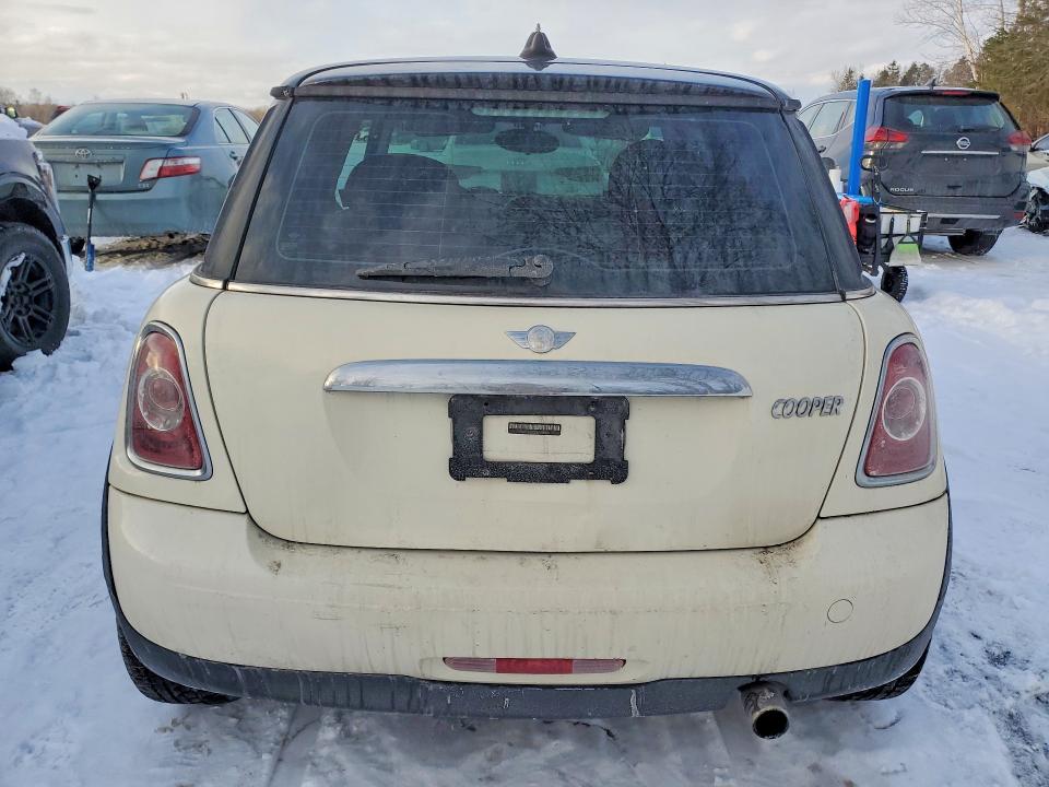 Photo 6 from auction – 2012 MINI COOPER with VIN WMWSU3C55CT541762