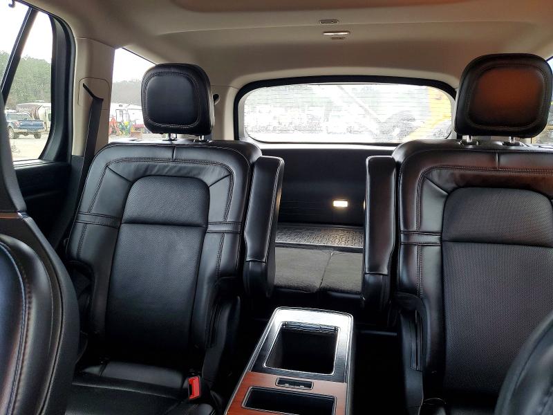 Photo 10 from auction – 2020 LINCOLN AVIATOR RE with VIN 5LM5J7XC8LGL17878