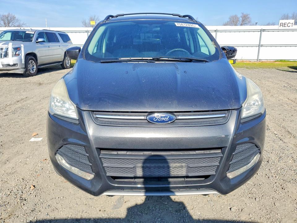 Photo 5 from auction – 2015 FORD ESCAPE with VIN 1FMCU9GX5FUB73681