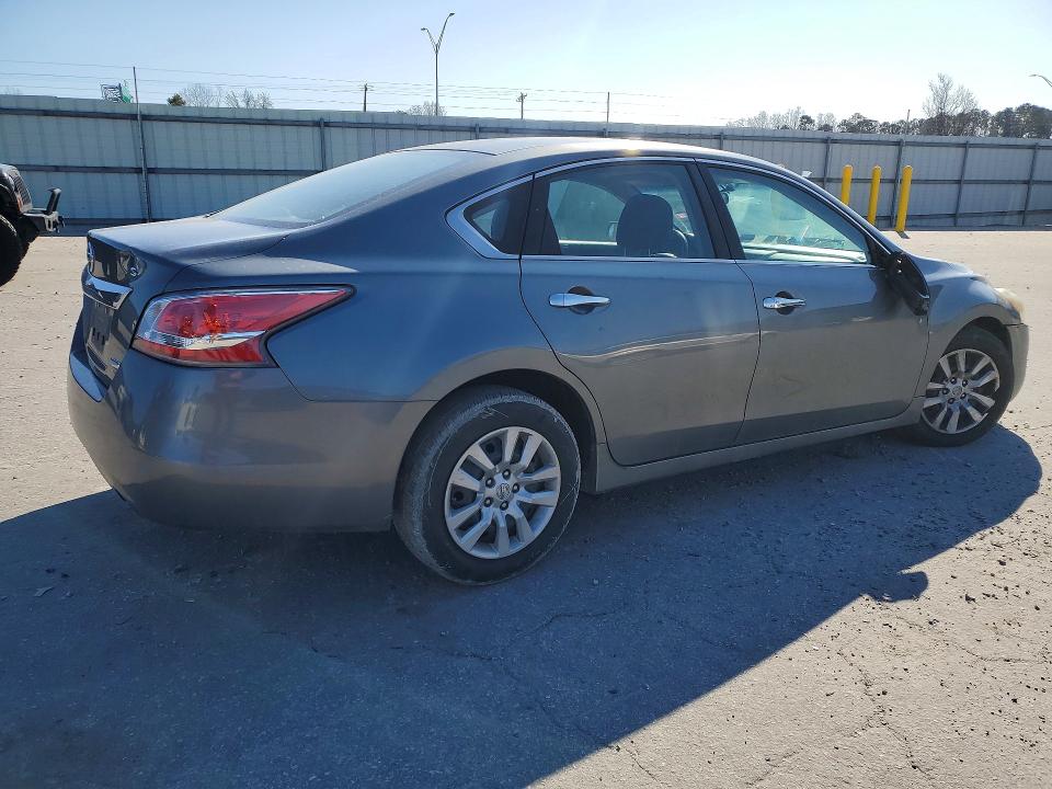 Photo 3 from auction – 2014 NISS ALTIMA with VIN 1N4AL3AP0EC410009