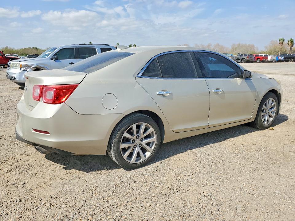 Photo 3 from auction – 2015 CHEVROLET MALIBU with VIN 1G11F5SL1FF153878