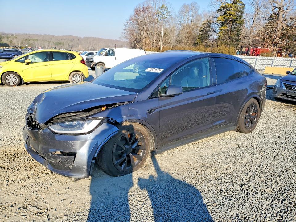 TESLA MODEL X 2023 with VIN 7SAXCBE59PF376507 - Photo from auction