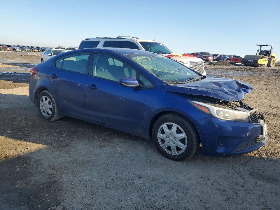 Photo 4 from auction – 2017 KIA FORTE with VIN 3KPFL4A74HE136915