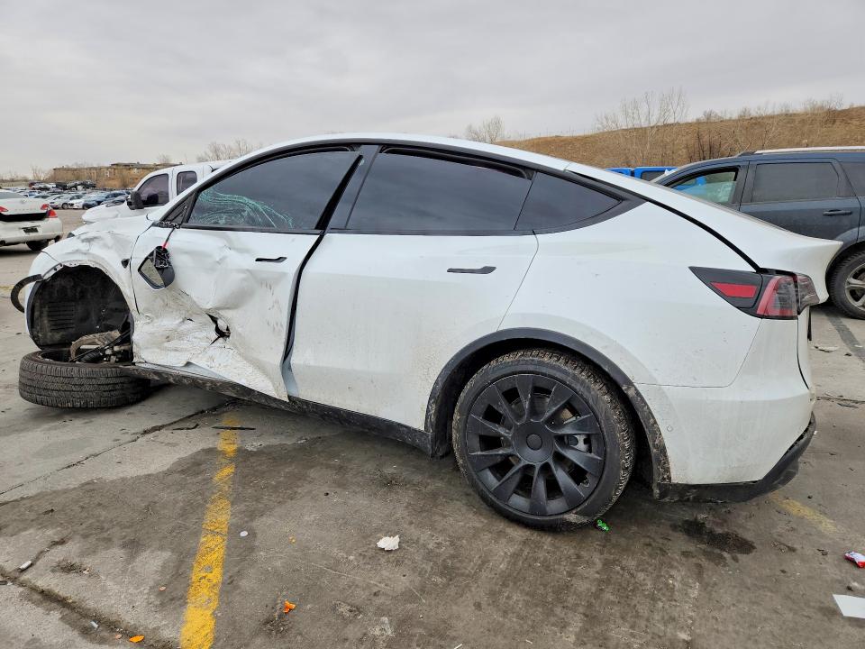 Photo 2 from auction – 2022 TESLA MODEL Y with VIN 7SAYGAEE7NF522905