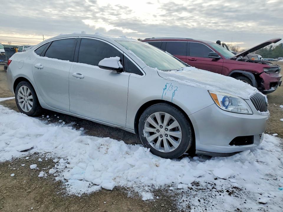 صورة رقم 4 من المزاد - 2016 BUICK VERANO مع VIN 1G4PP5SK7G4106837