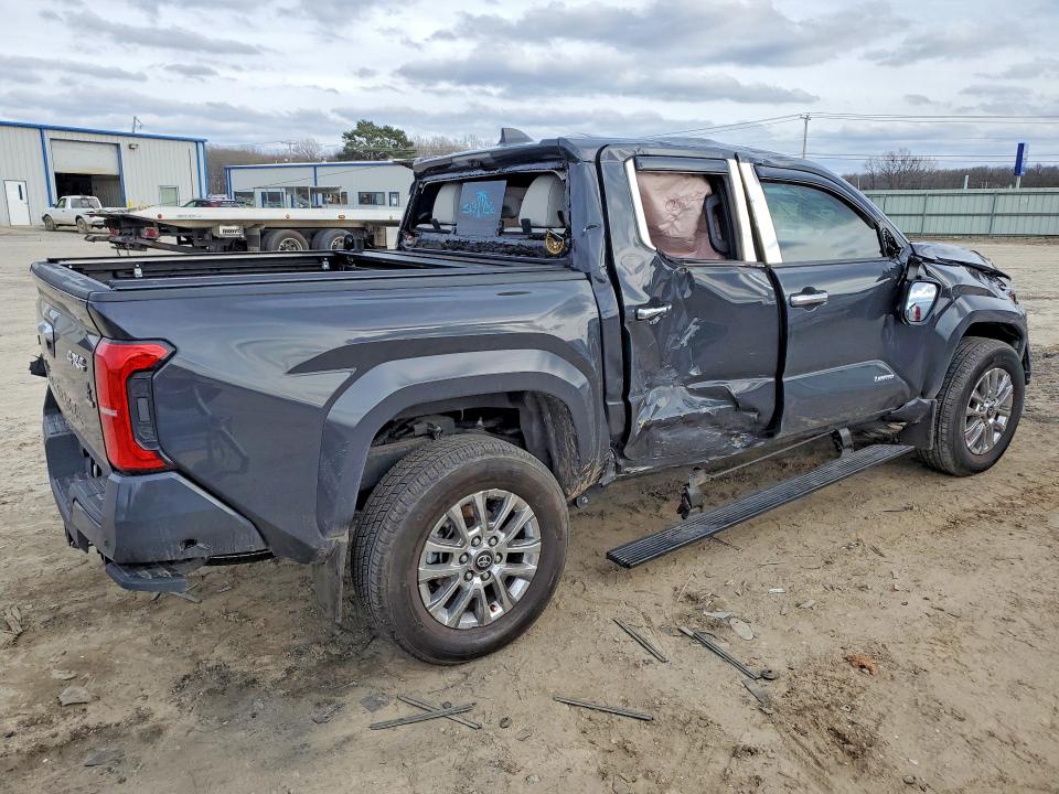 Photo 3 from auction – 2024 TOYOTA TACOMA with VIN 3TMLB5JN0RM084815