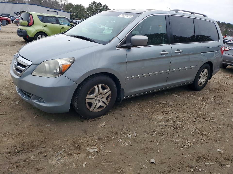 HONDA ODYSSEY 2007 with VIN 5FNRL38737B077894 - Photo from auction