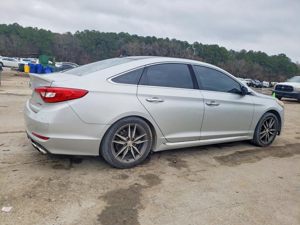 Photo 3 from auction – 2015 HYUNDAI SONATA with VIN 5NPE34ABXFH081573