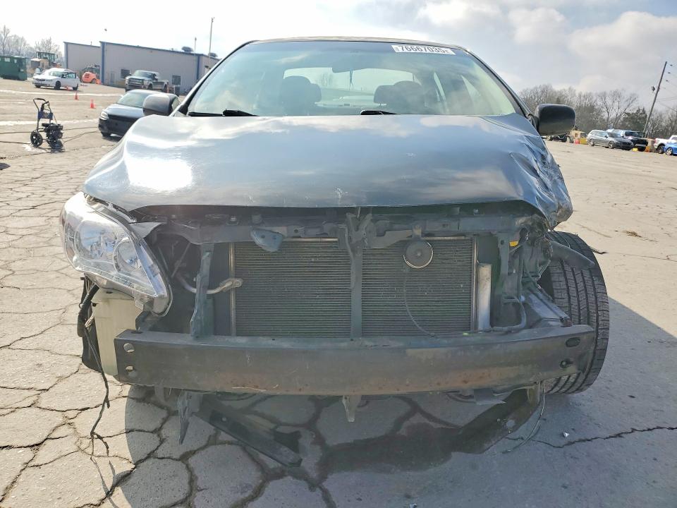 Photo 5 from auction – 2012 TOYOTA COROLLA with VIN 5YFBU4EE4CP006953