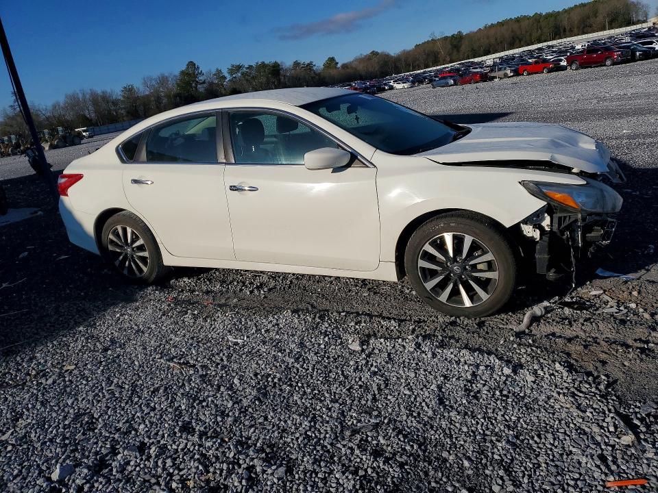 Photo 4 from auction – 2018 NISS ALTIMA with VIN 1N4AL3AP7JC184965