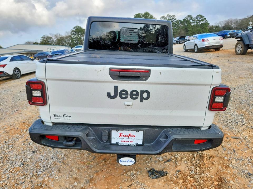 Photo 6 from auction – 2020 JEEP GLADIATOR with VIN 1C6HJTAG6LL135121