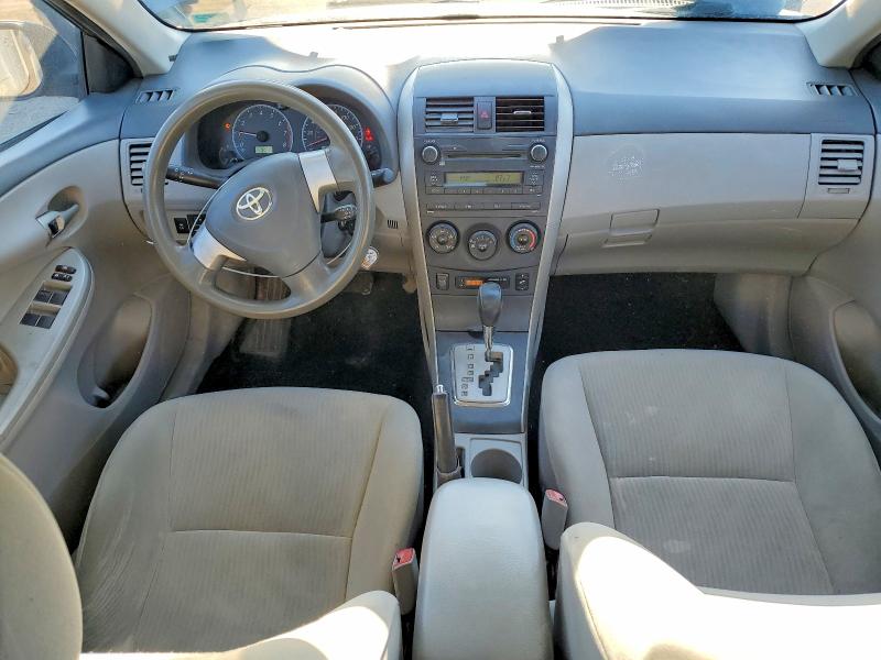 Zdjęcie 8 z aukcji – 2010 TOYOTA COROLLA BA z VIN 2T1BU4EE1AC533376