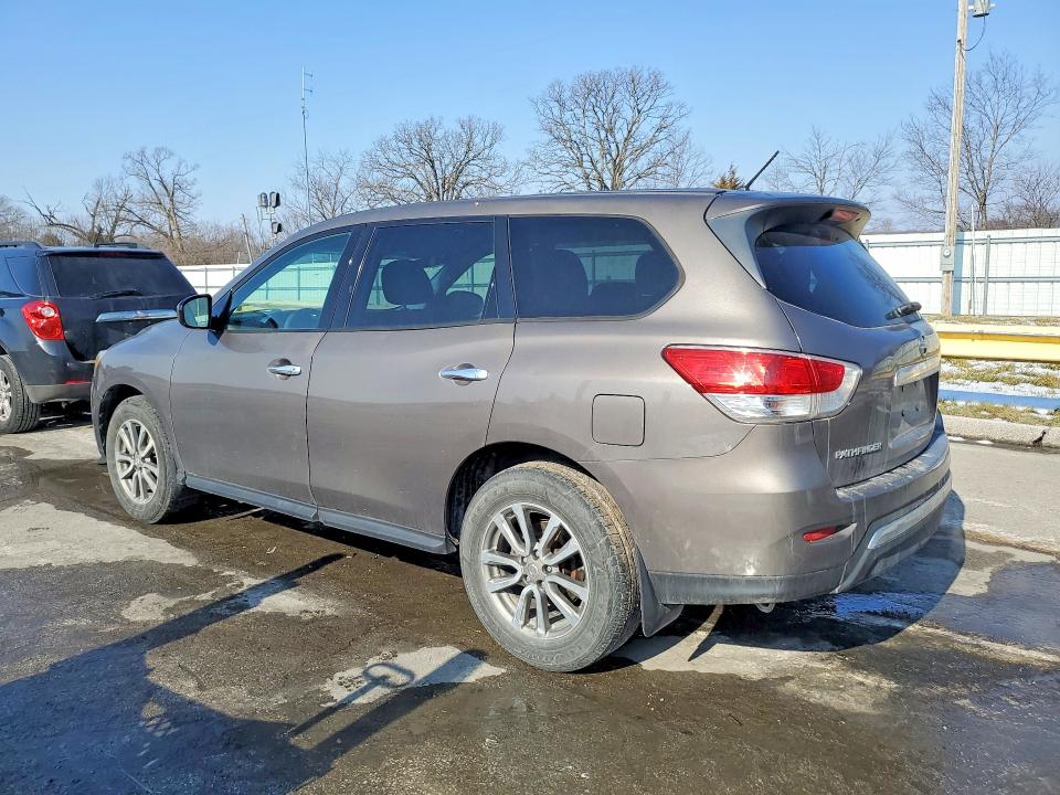 Photo 2 from auction – 2014 NISSAN PATHFINDER with VIN 5N1AR2MN3EC685463